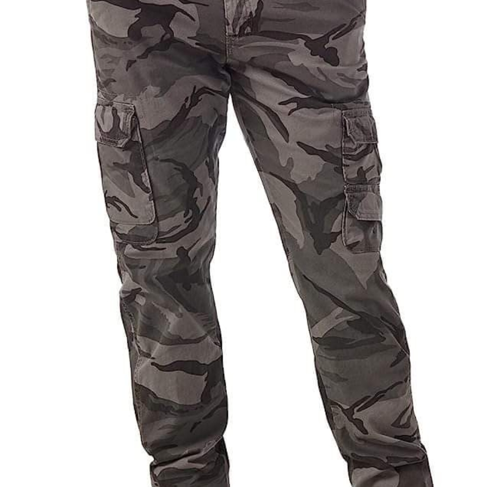 💢SOLD💢Men's CAMO Cargo Pants - Picture 11 of 11